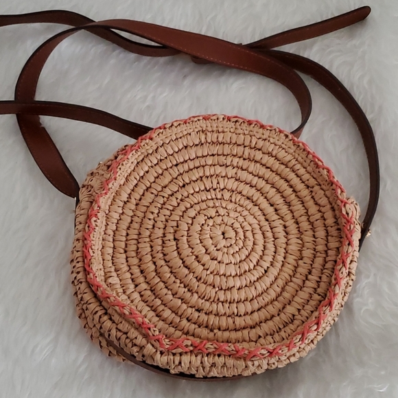 Tommy Bahama Handbags - Tommy Bahama Pirro Woven Straw Crossbody